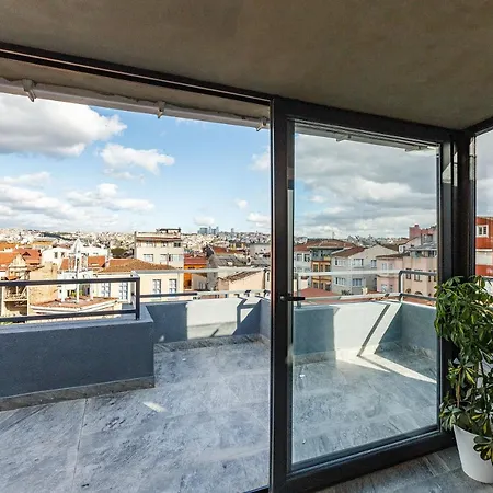 Comfortable Apartment In The Old City Of Istanbul 이스탄불